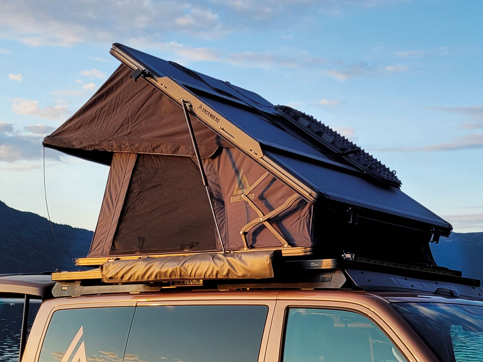 Rooftop tents available for rent in Morocco