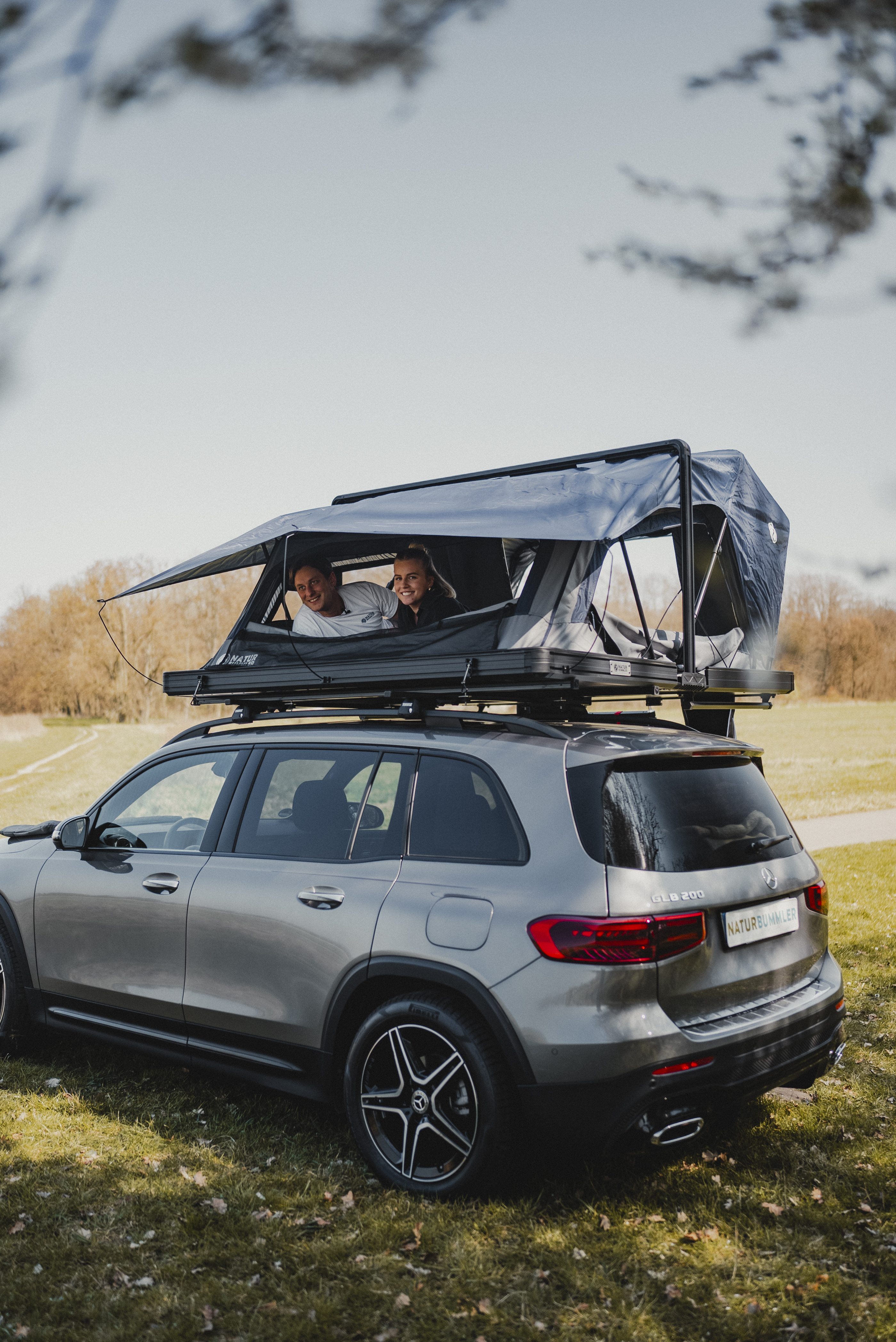 Naturbummler Alu Loft XXL rooftop tent - spacious hard-shell tent for families